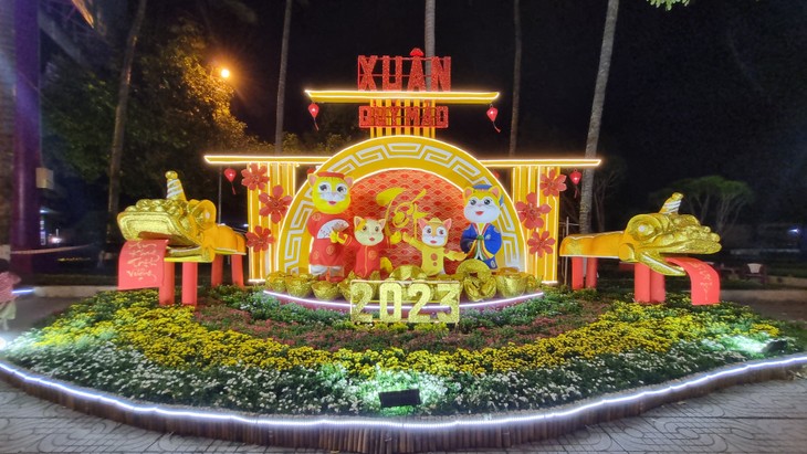 Thống nhất tháo dỡ, thu hồi và bàn giao các mô hình trang trí tại Đường hoa Tết nguyên đán Quý Mão năm 2023